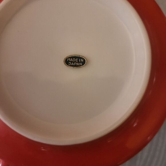 Vintage Pristine '70’s 2 Piece Set-Mod Bright Red Soup Cup and Sandwich Plate - Picture 7 of 11